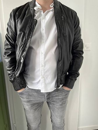 Lederjacke (Grösse L/M)
