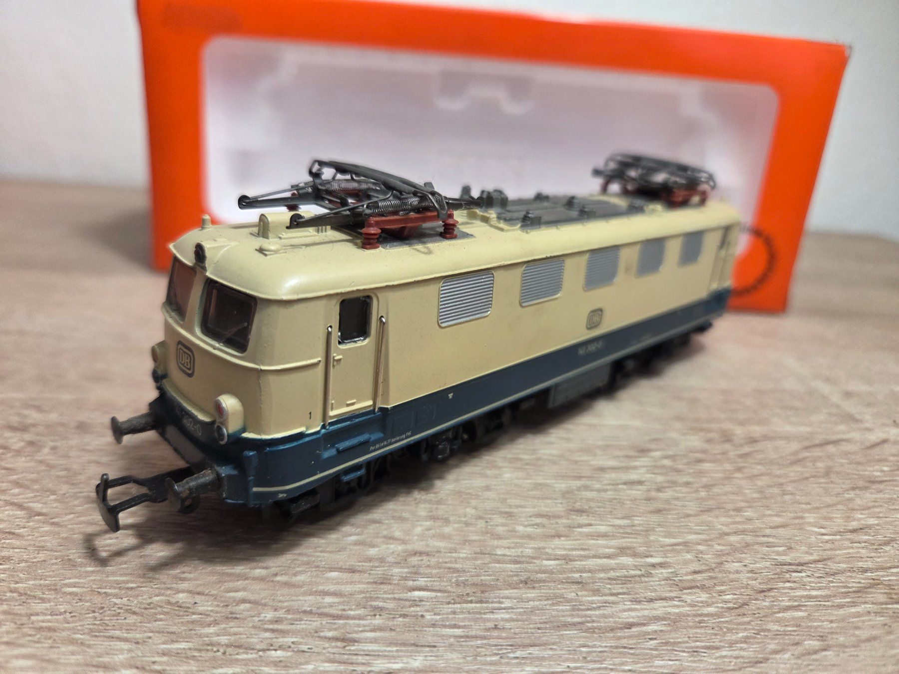 Märklin Modelleisenbahnen: Primex 3199 E-Lok BR 141 DB H0 (1) – Gebraucht aus St-Aubin-Sauges von Lo_Go 2