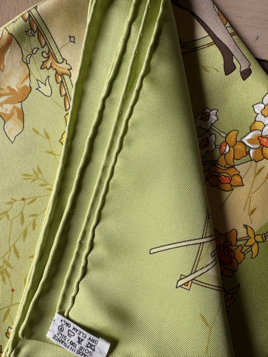 Hermès Foulards & écharpes: Hermès carré 90 Les Petits princes – Neuf (Voir description) à Genève par Allisgood 3