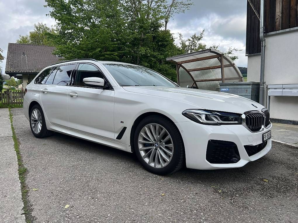Automobili: BMW 530d xDrive SAGTouring  – Usato da Schwarzsee venduto da Allodds