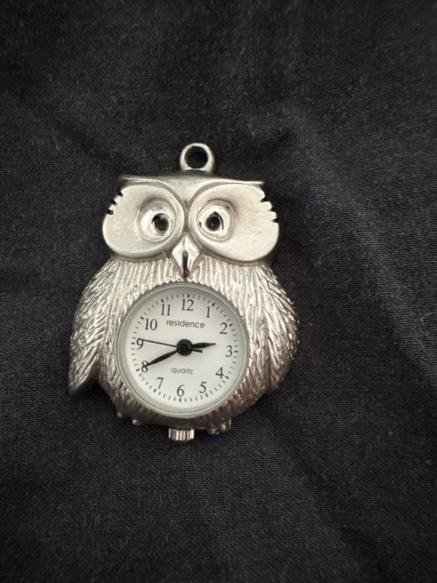 Montres: Anhänger Uhr Eule residence – Neuf (Voir description) à Volketswil par Jenni1996