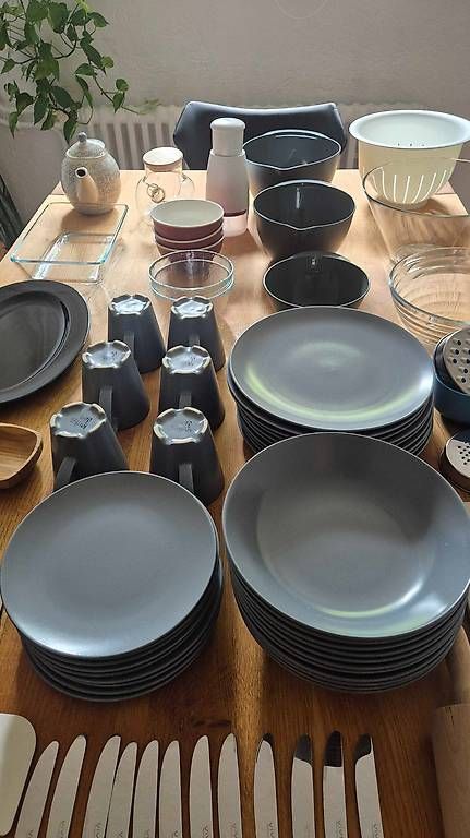Cuisines complètes: Grosses Küchen-Komplettset  – D'occasion à Rüschlikon par samuelba 3