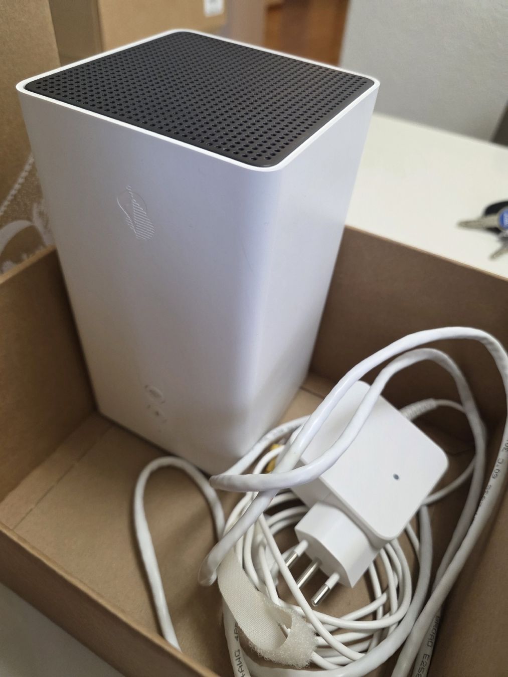 Swisscom Modems & Router: Swisscom Internet-Box 2 - Top Zustand - sofort nutzbar – Gebraucht aus Kaltenbach von ksh_78r6