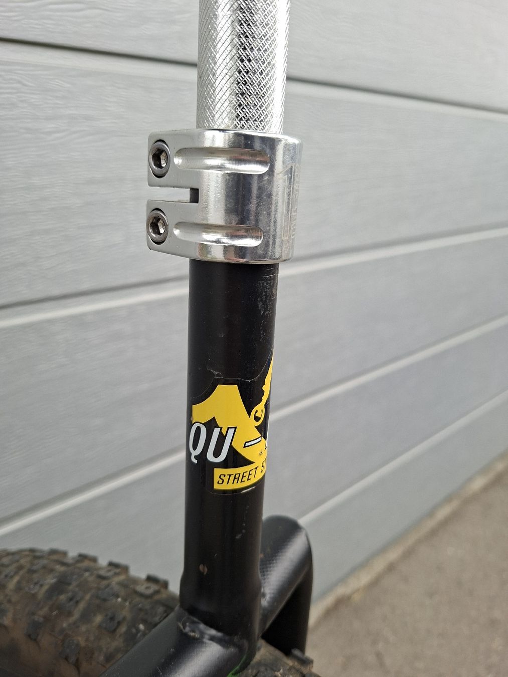 Qu-Ax Velos: QU-AX Einrad 29 Zoll – Gebraucht aus Rümlang von Xmas 1