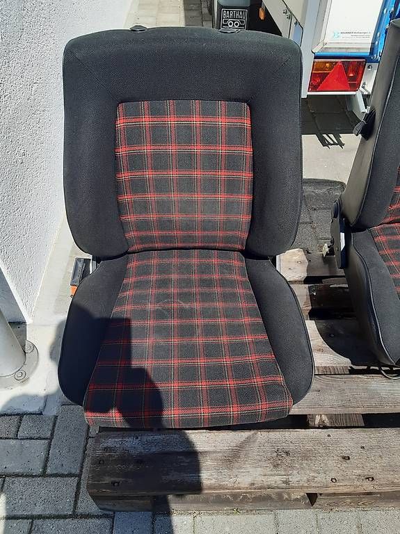 VW Alle Autoersatzteile: Golf Sitze – Gebraucht aus Kradolf von Miracola 1