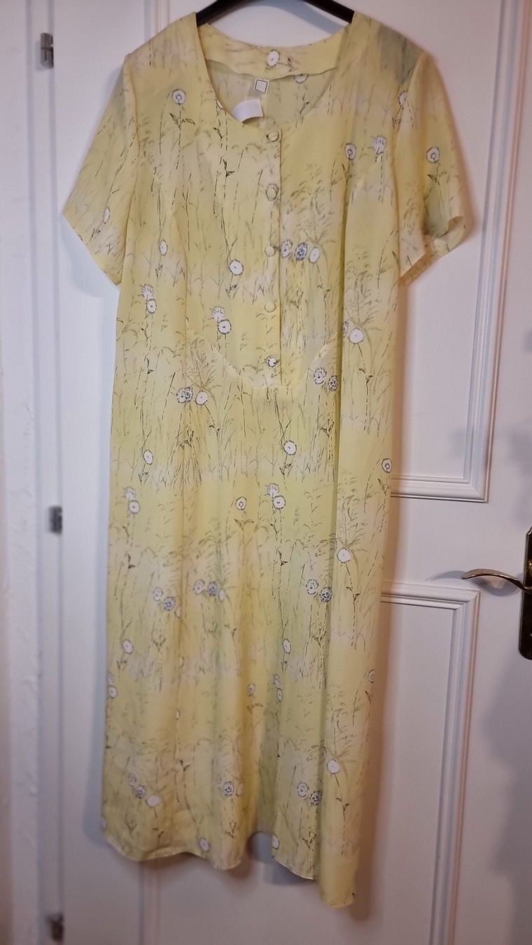Vestiti: Vintage Kleid Größe- L – Usato da Wald ZH venduto da Martin79