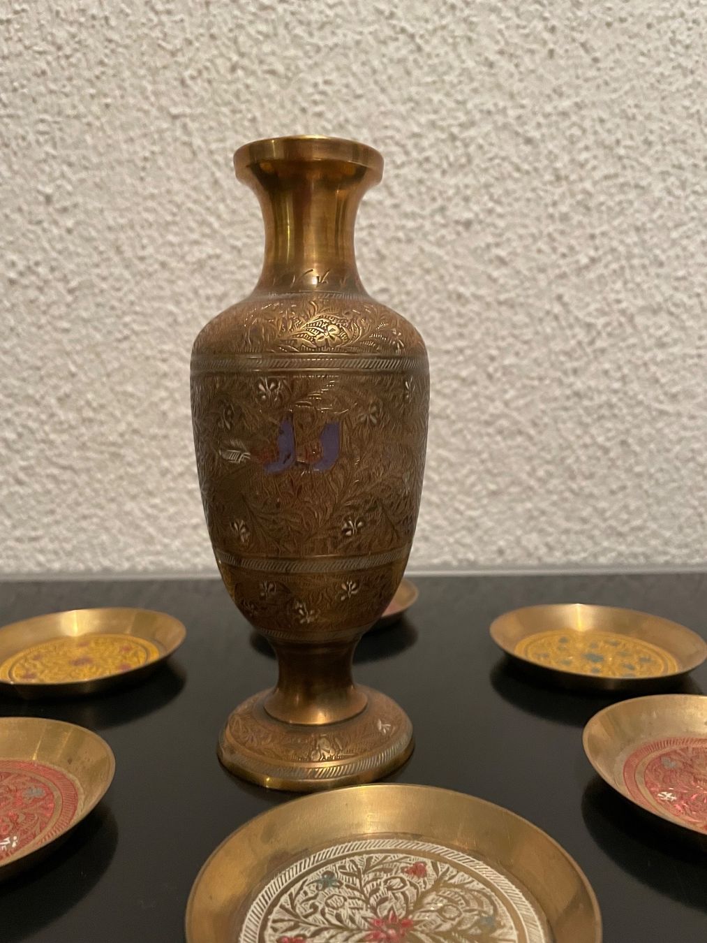 Vasi & Recipienti: Antike Messingvase mit 6 kleinen Tellern – Usato da Wilderswil venduto da Renaissance1 4