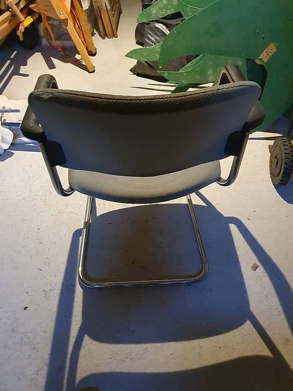 Sedie: GRATIS ....10 Stk. Schwingstühle ..... GRATIS – Usato da Burgdorf venduto da Patricio69 1