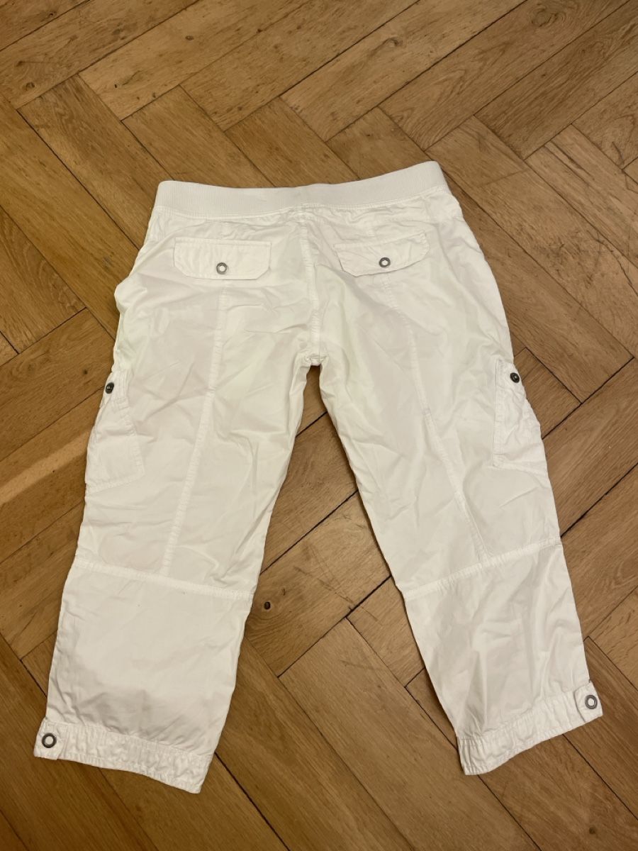 Esprit Pantaloni: Caprihose Esprit – Usato da Bern venduto da gin_jl75 2