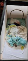 Lit de bébé pliable