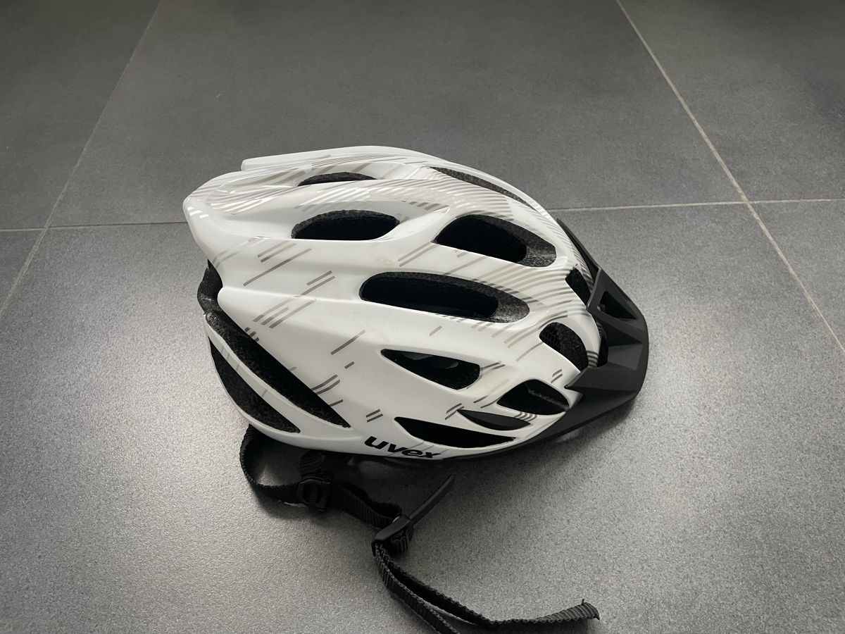 Uvex Caschi: Uvex Velohelm Gr. 53-56 – Usato da Aesch ZH venduto da lawas