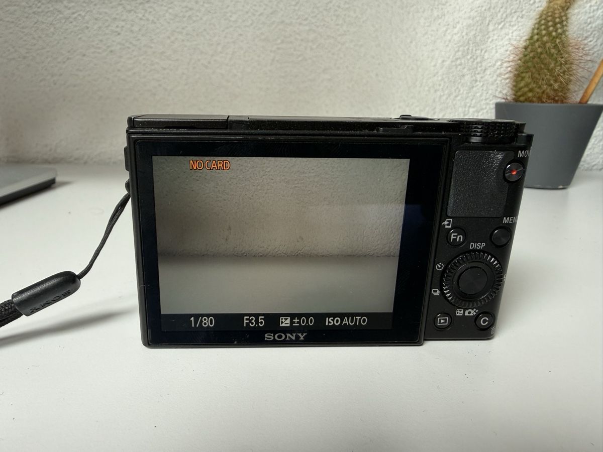 Sony Appareil photo: Sony RX100 iii Kompaktkamera – D'occasion à Hünibach par ren_md9l 4