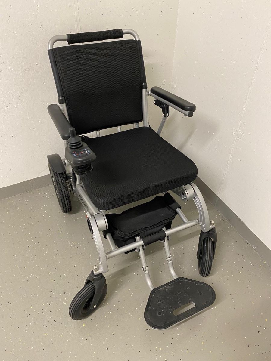 Sedie a rotelle: Elektrischer Rollstuhl FER-600 – Usato da Meienberg venduto da fuchs015 1