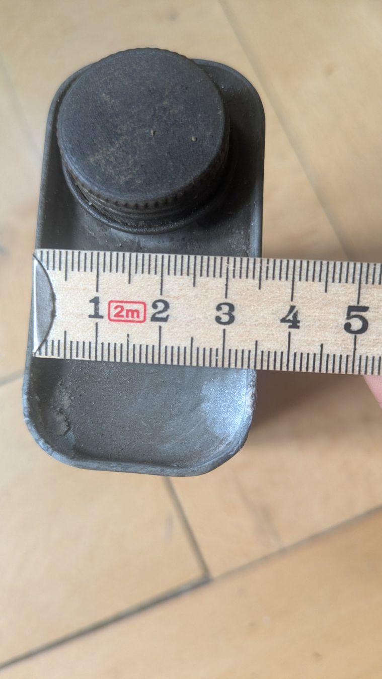 Alle Dekorationen: alte Ölkanne aus Metall – Gebraucht aus St.Gallen von Stuempeli 2