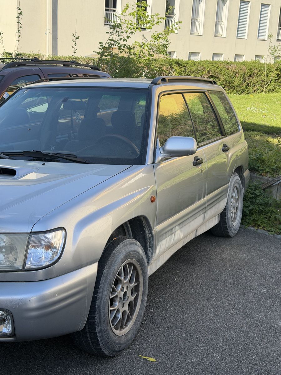 Subaru Automobili: Subaru Forester 2.0 Turbo – Usato da Fraubrunnen venduto da Jdmcars99