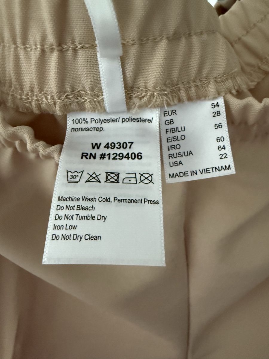 Pantaloni: Schlupfhose Grösse 54               3/4Länge – Usato da Pfeffikon LU venduto da pepino17 3