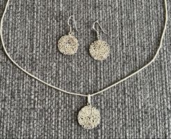 Silber 925 Kette mit Anhänger und Ohrringe Set