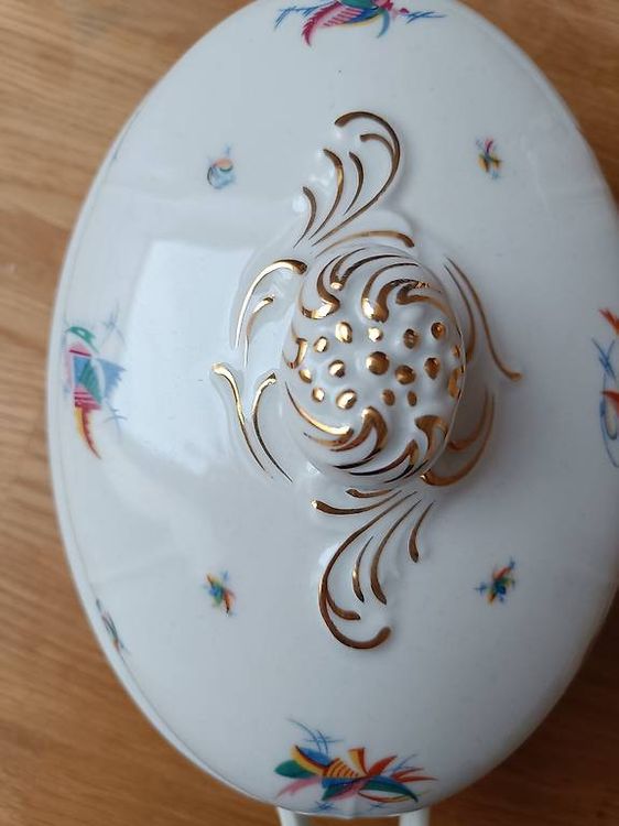 Coupes: Elegante Suppenschüssel mit Deckel - feines Porzellan mit Go – D'occasion à Gams par celinedumonde 3