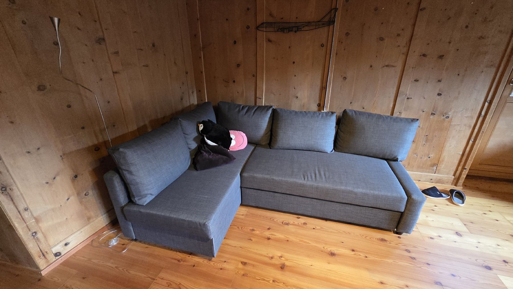 Ikea Sofas: L Shaped couch with extendable bed configuration and storage – Neuf (Voir description) à Binz par Barnabas_Revesz 1
