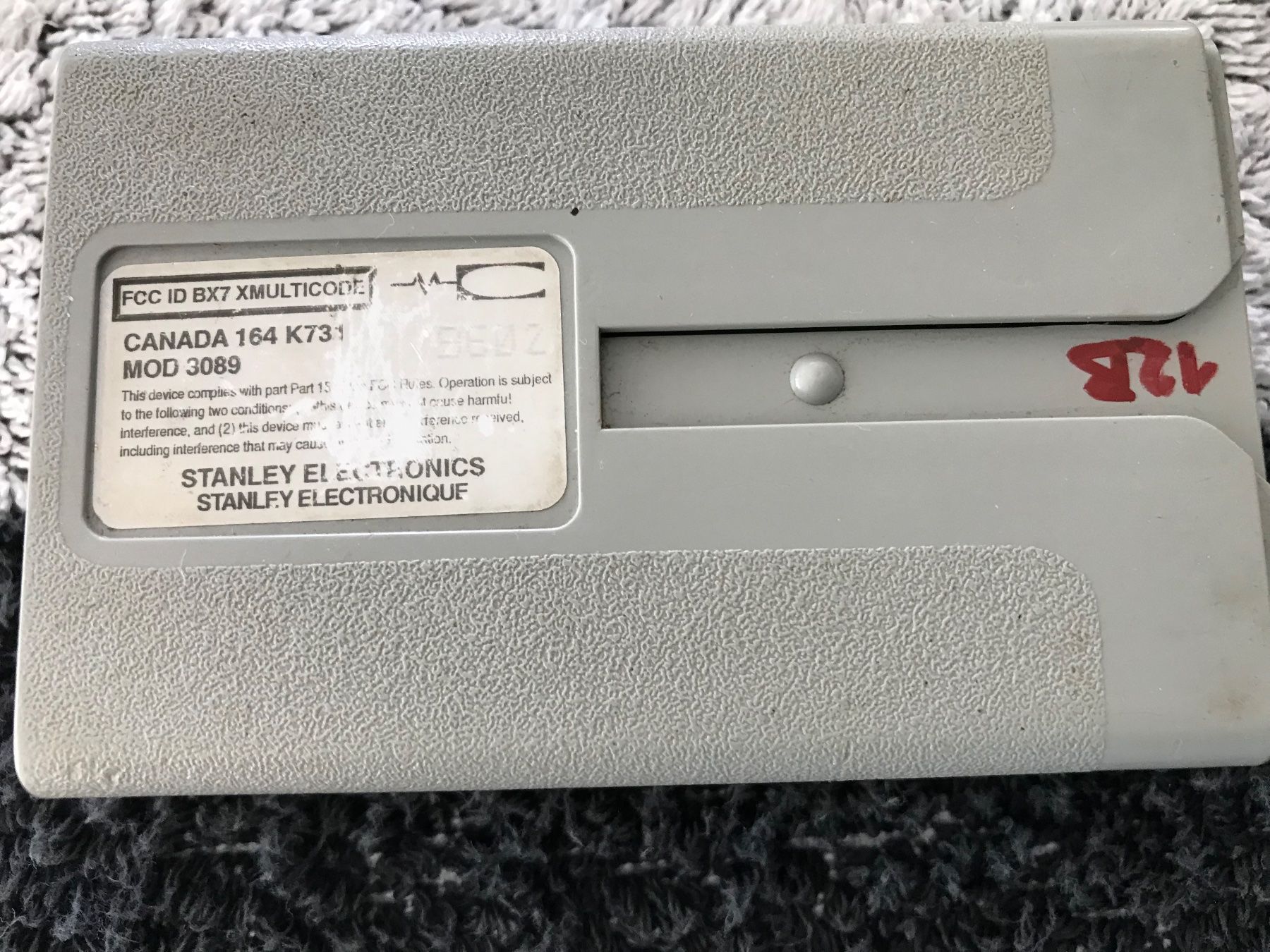 Fernbedienungen: Garagentor Funkfernbedienung MULTI-CODE MOD 3089 gebraucht – Gebraucht aus Niederteufen von mix18 2