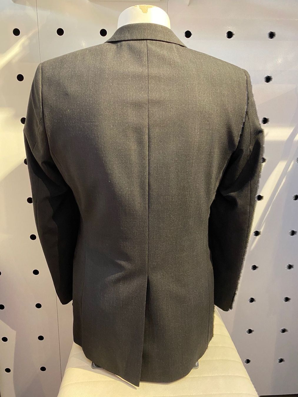 Jacken: MADDISON HERREN BLAZER BLACK.    . Gr. 44 / S – Neu und originalverpackt aus Zürich von LIQUIDATOR.CP 1