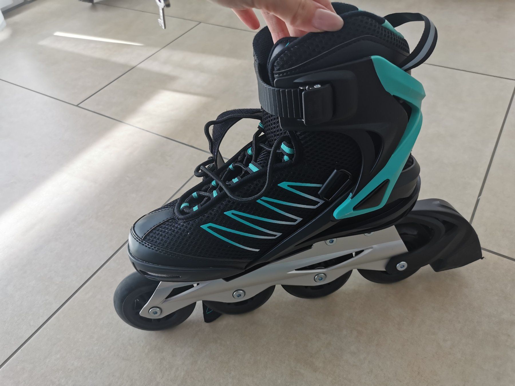 Pattini in linea & Pattini a rotelle: Damen Inlineskates Grösse 39 – Usato da Rickenbach b. Wil venduto da VeryLovelyThings 7