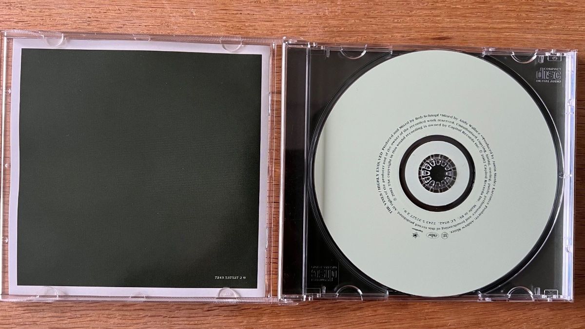 CD: Vines - Highly Evolved / CD - 1. EU-Press. 2002 - TOP – Usato da Gais venduto da soundcave57 2