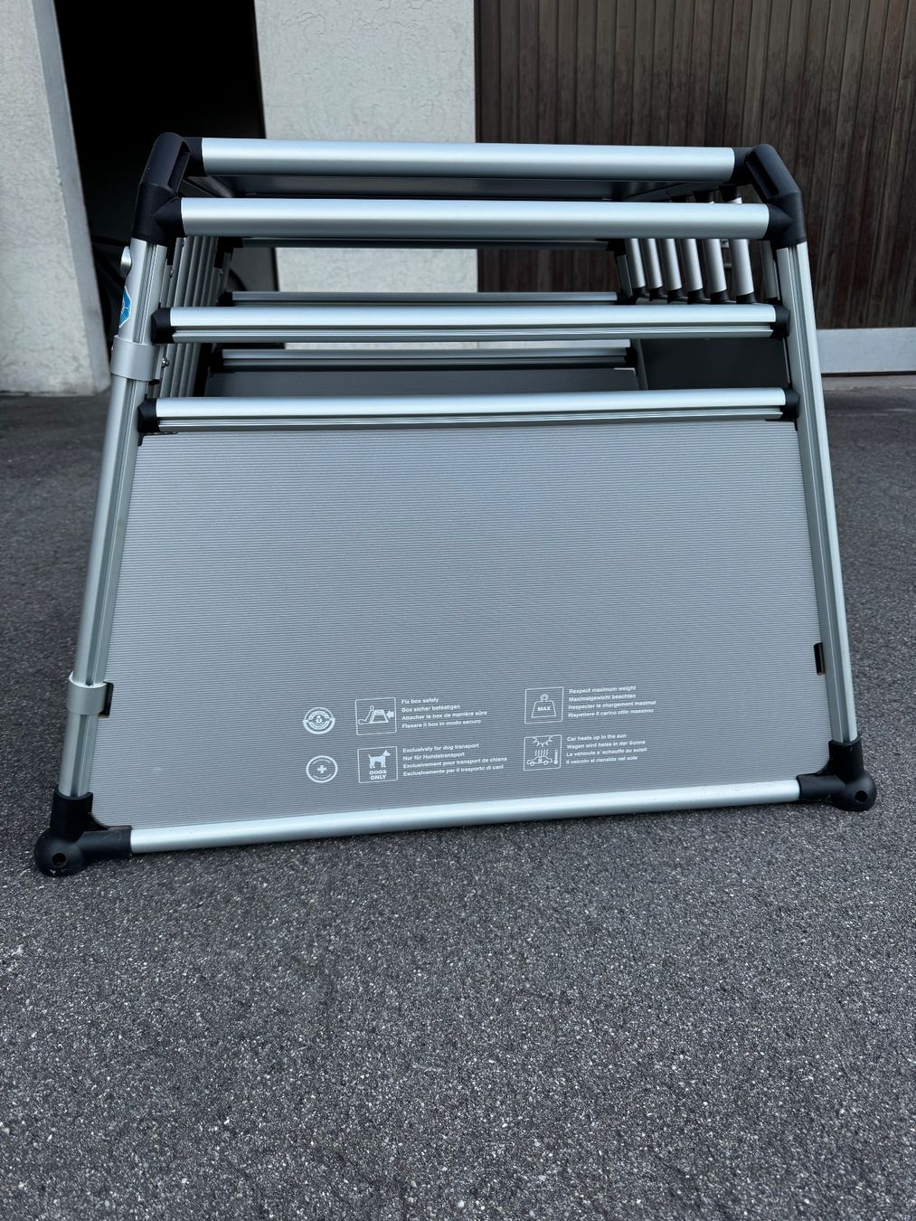 4pets Gabbie, trasporto & Sicurezza: Auto Hundebox – Usato da Unterägeri venduto da sha_2lbs 3