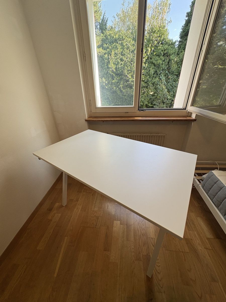 Ikea Scrivanie: IKEA TROTTEN desk 120x70 – Nuovo (secondo la descrizione) da Zürich venduto da joan.lafuente 1