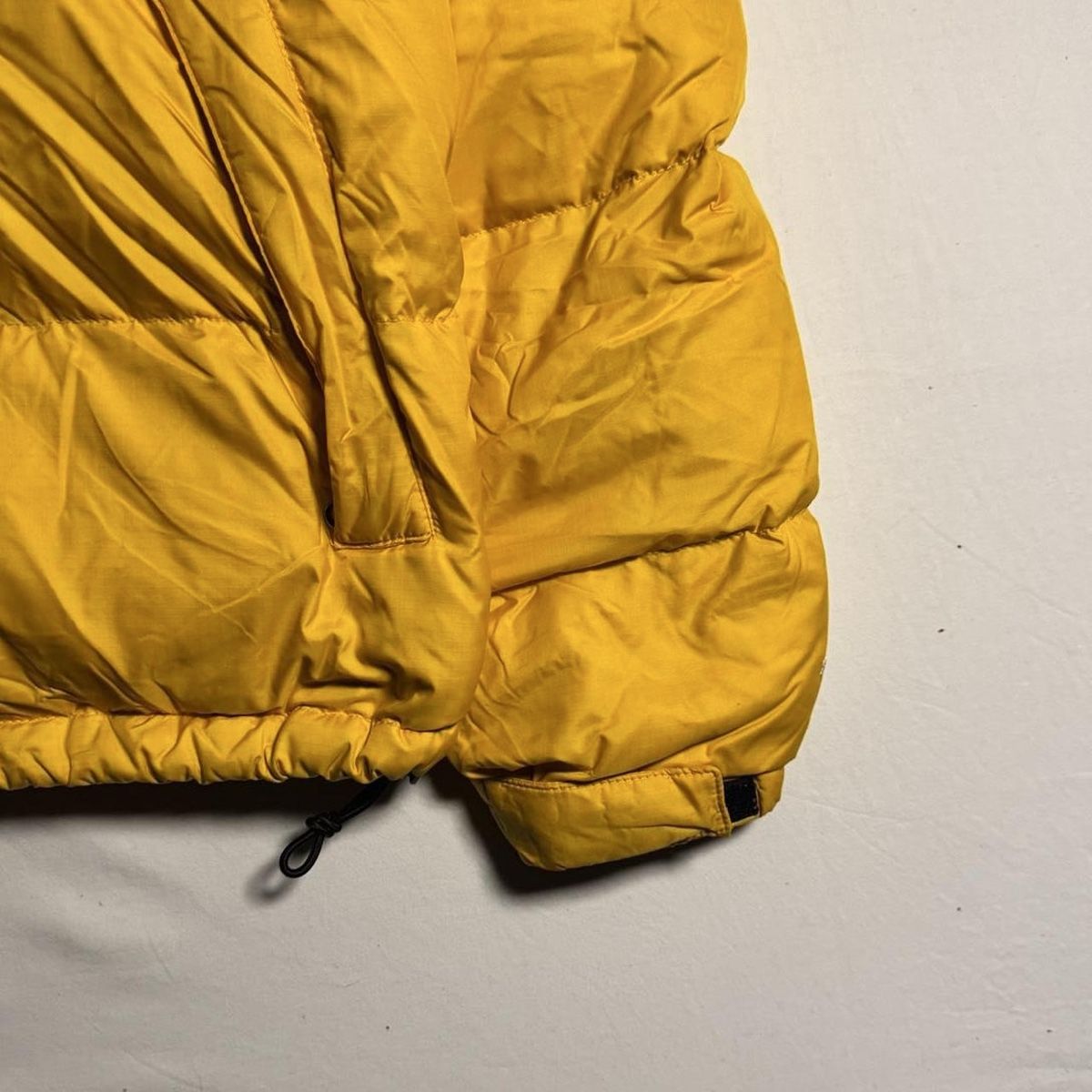 North Face Giacche: The North Face Yellow & Black Puffer Jacket – Nuovo (secondo la descrizione) da Caviano venduto da reselleo21 3
