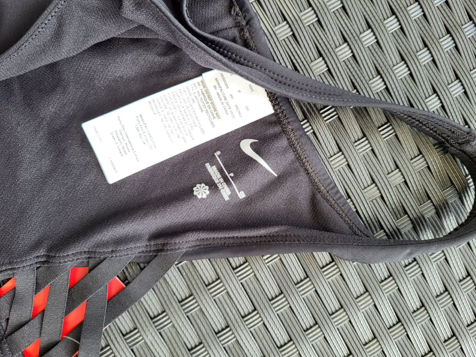 Nike Costumi da bagno & Bikini: Badekleid Nike schwarz – Nuovo e nell'imballaggio originale da Matzendorf venduto da hauli2 3