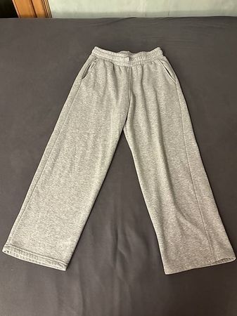 Graue Trainerhose