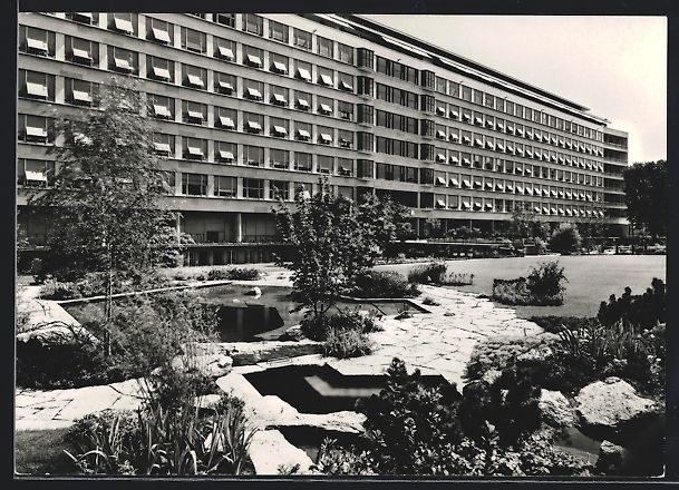 Cartoline postali: AK Basel, Bürgerspital mit Teichanlage – Usato da Berlin venduto da bartko-reher