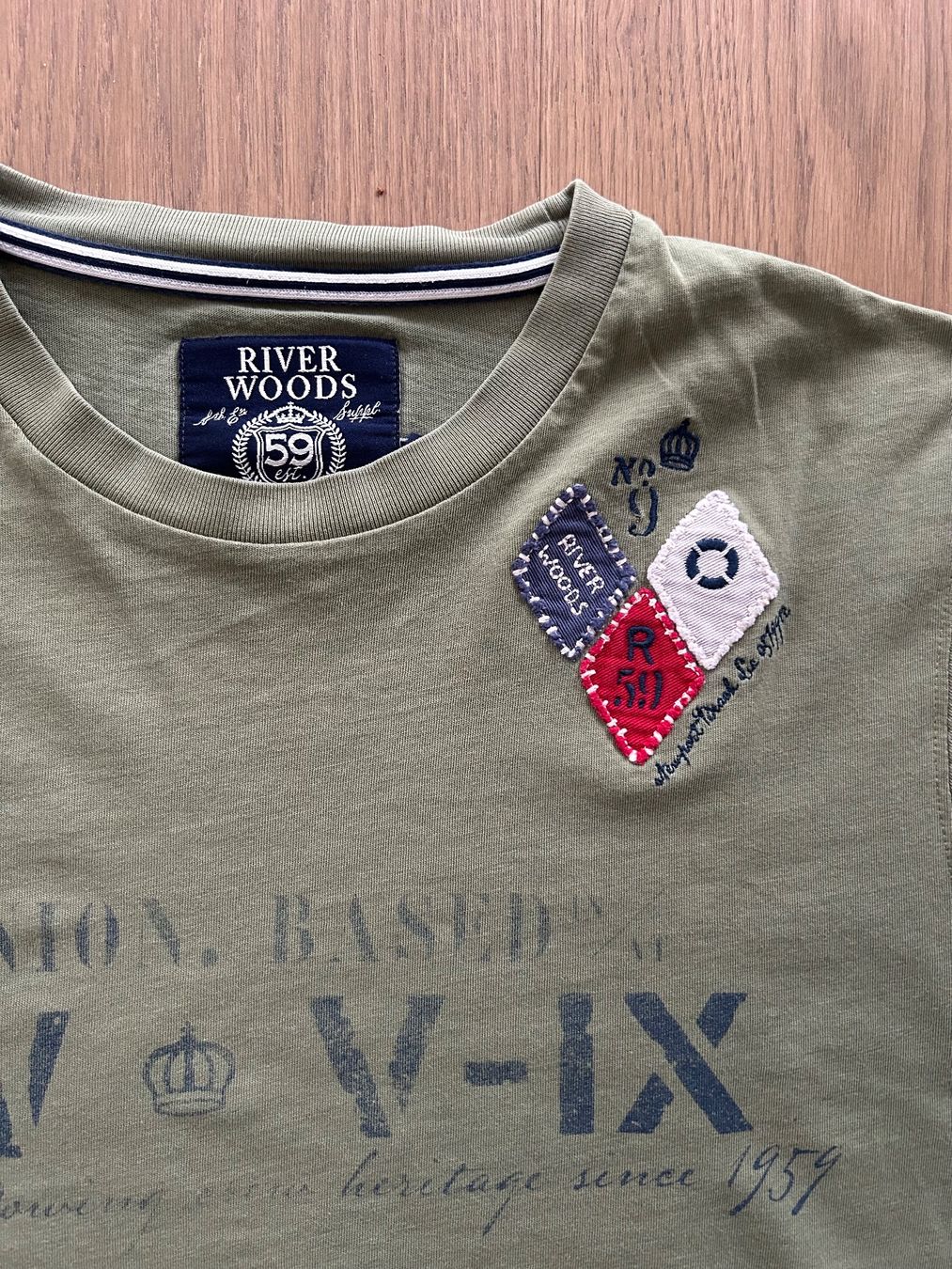T-shirt: River Woods T-shirt S-M – Usato da Erlenbach ZH venduto da Syssi_C 1