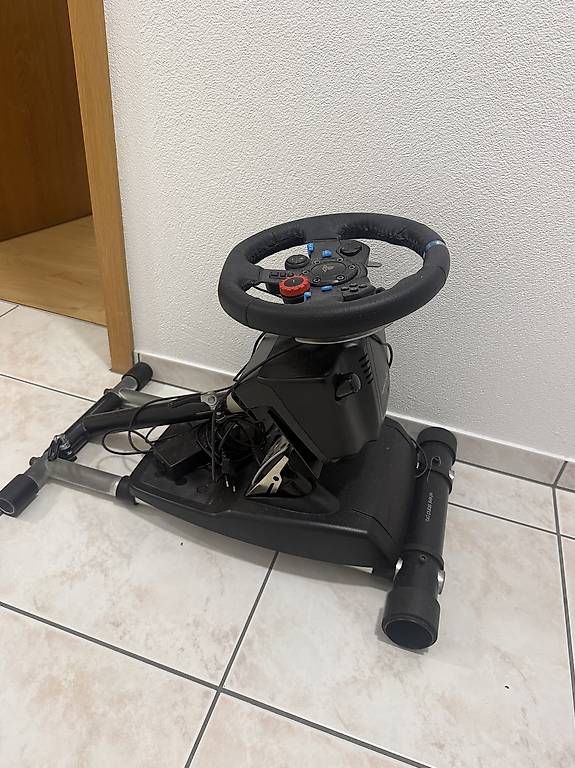 Controller: Logitech Lenkrad mit Ständer – Usato da Chur venduto da Domi7000 1