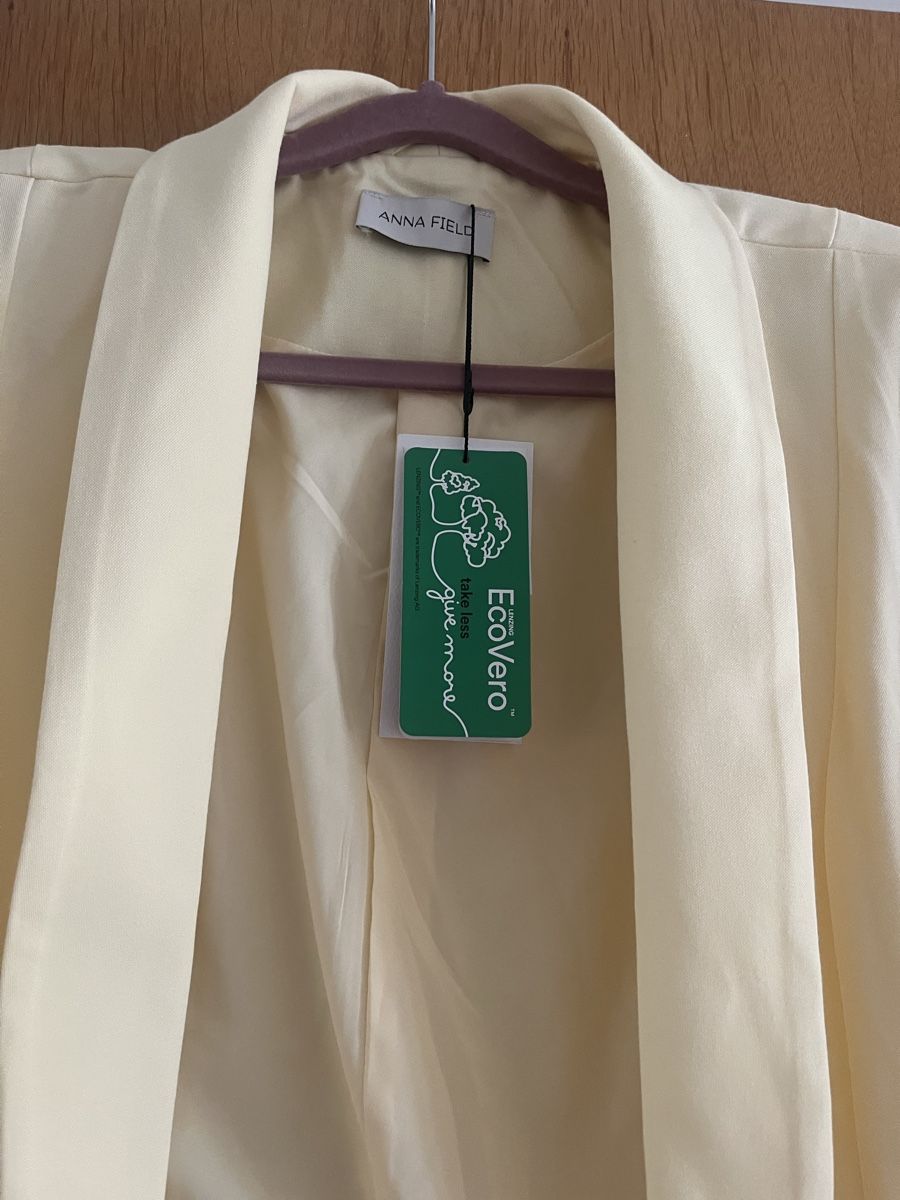 Anna Field Vestes: Anna Field Blazer light yellow size M NEW – Neuf avec emballage d'origine à Zürich par chisabella 4
