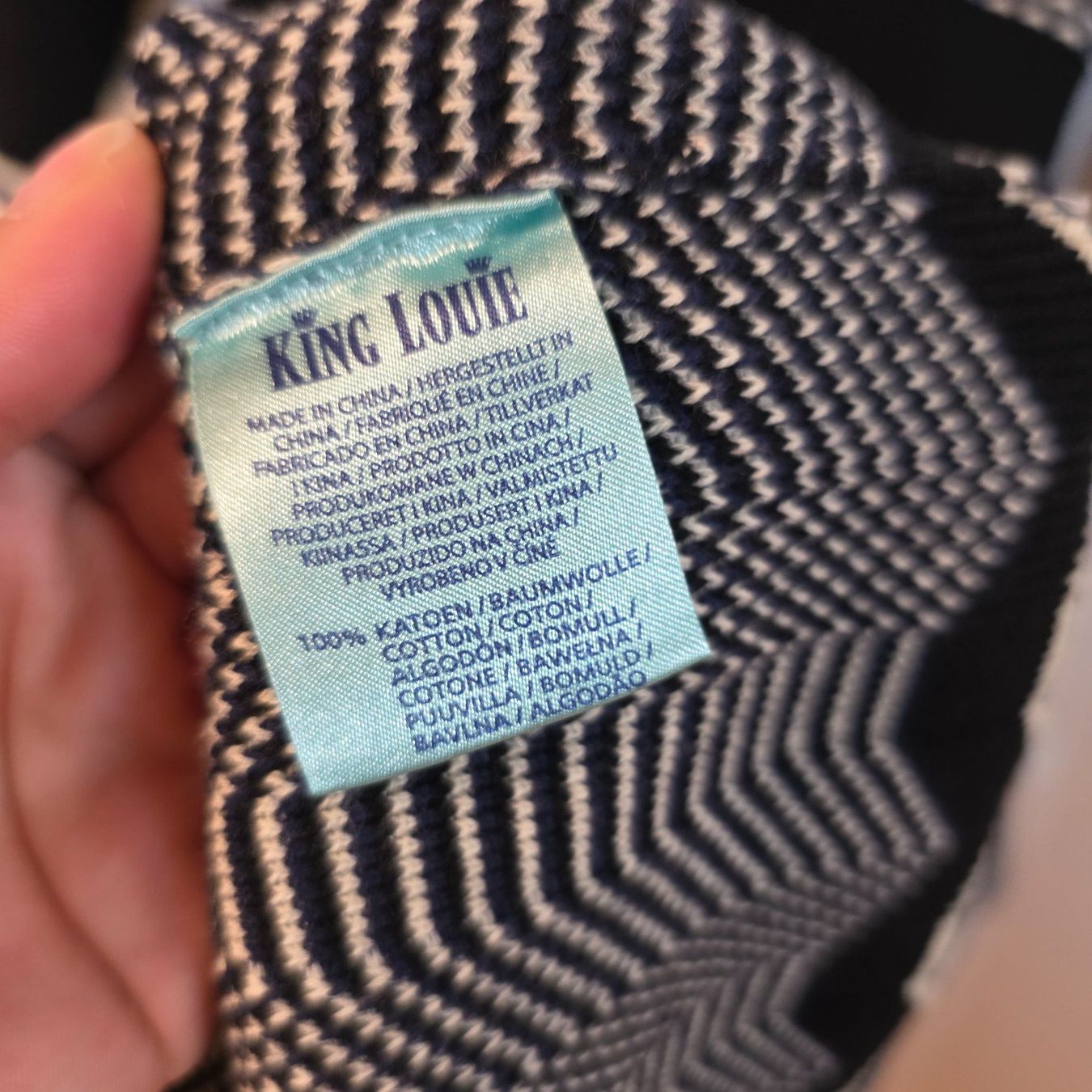 King Louie Kleider: King Louie Strickkleid Midi Gr. L NEU – Neu und originalverpackt aus Wald ZH von CapLux 8