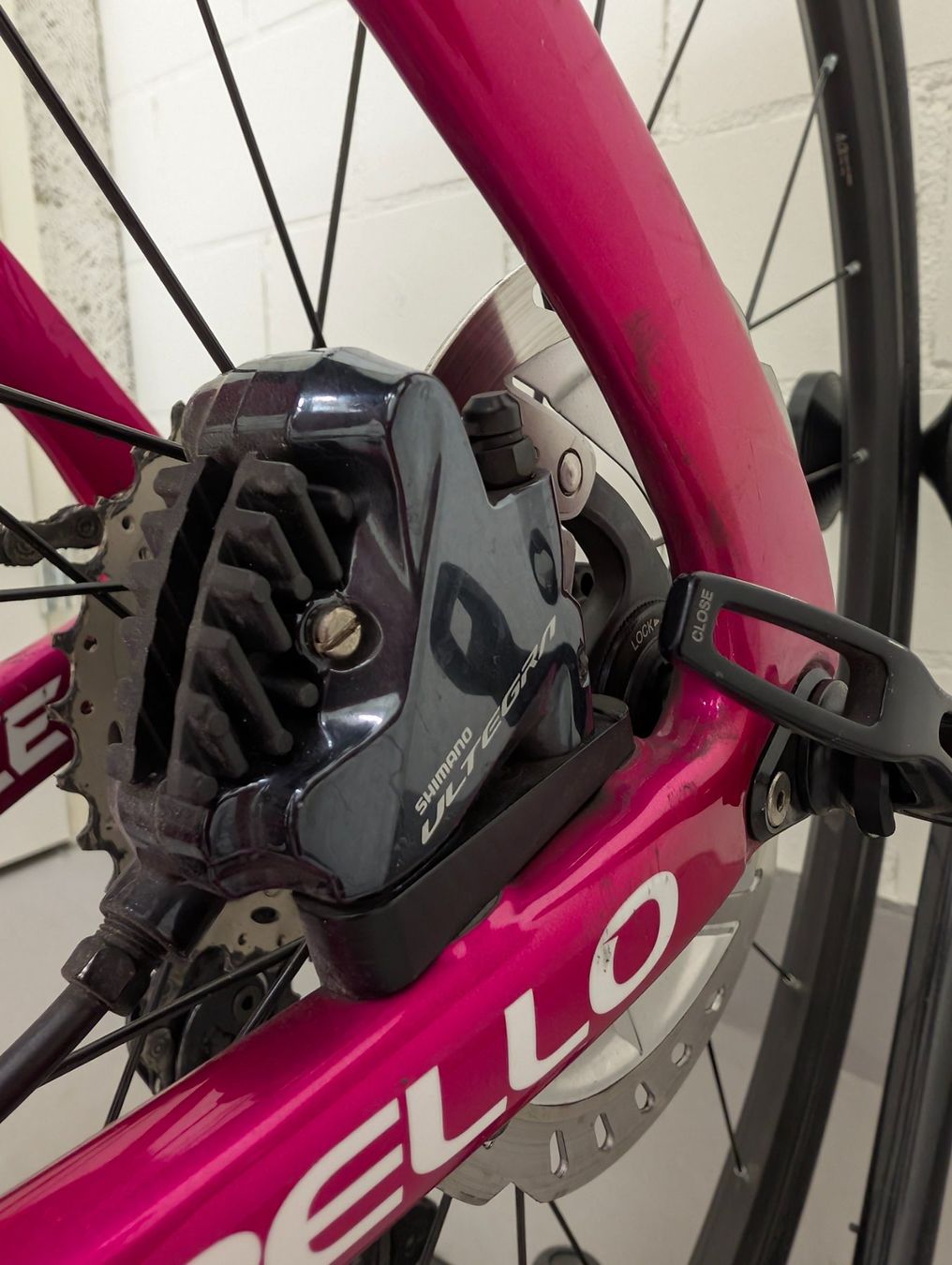 Pinarello Velos: Pinarello Prince Disk T700 – Gebraucht aus Thalwil von Tgatga 5