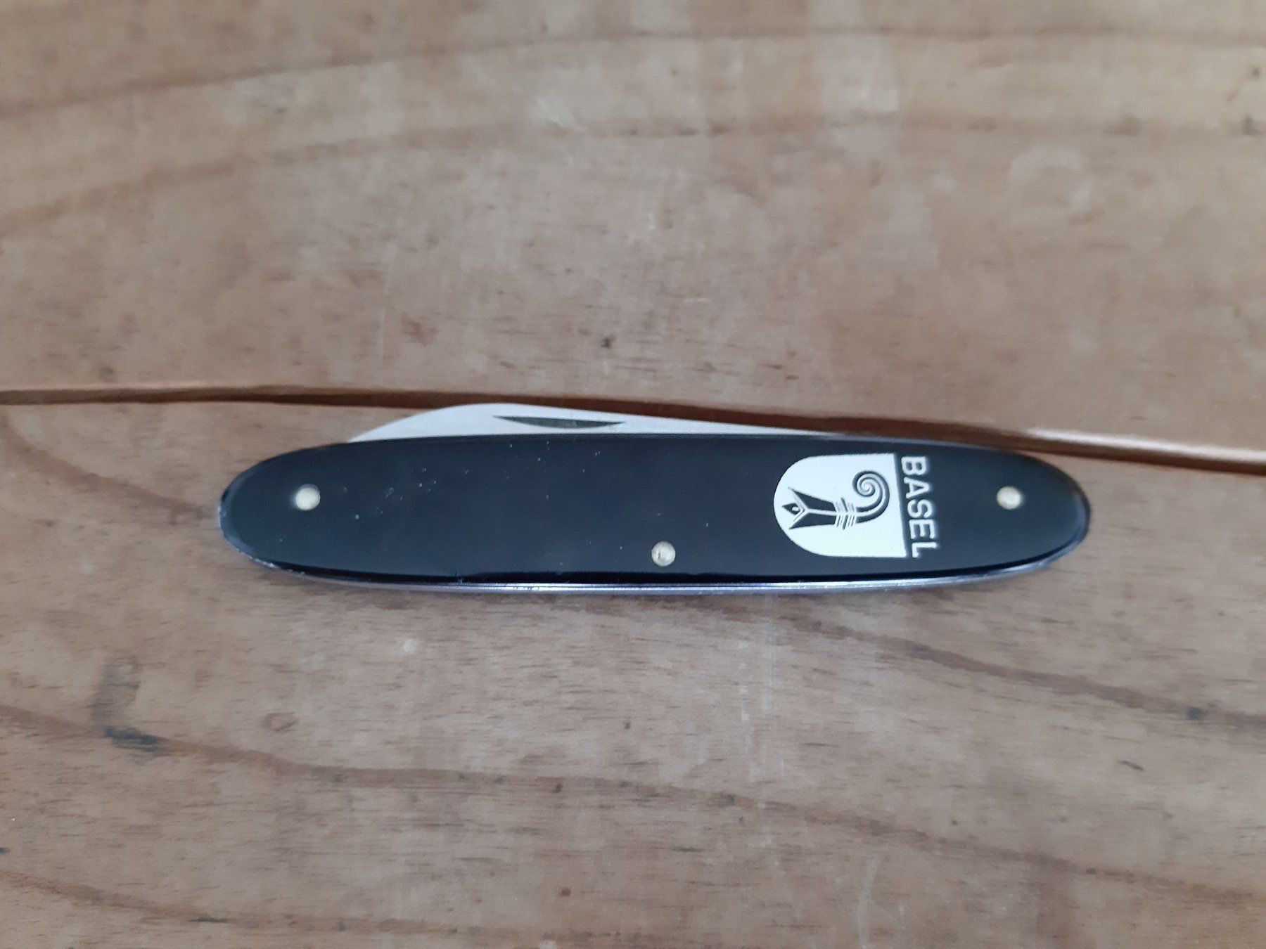 Coltelli tascabile: Taschenmesser - Victorinox - Elinox – Usato da Laupen BE venduto da R11rs