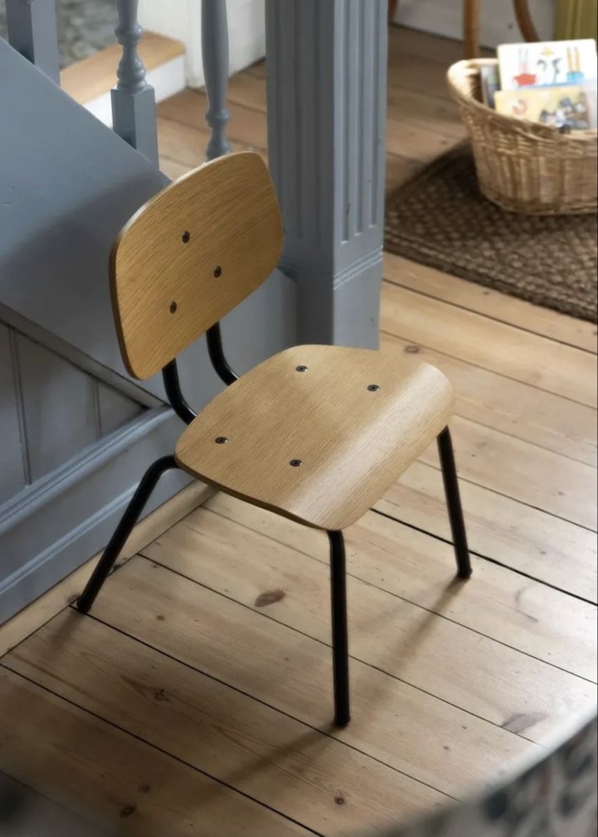 Sebra Stühle: Oakee Stuhl Kinder - Sebra – Gebraucht aus Zürich von Renkonsky 8