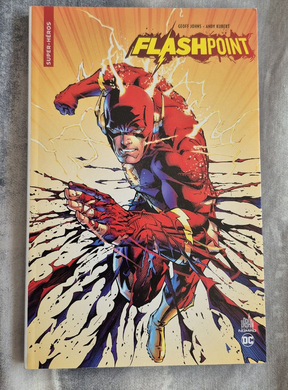 Fumetti: FLASHPOINT DC COMICS RÉCIT COMPLET POCHE  BD BATMAN SUPERMAN – Usato da Grand-Lancy venduto da luc111