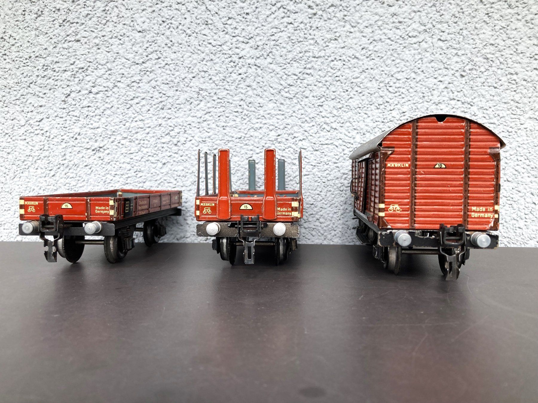 Märklin Modellini di ferrovie: 3 Märklin Güterwagen Spur 0 – Usato da Therwil venduto da kuuvalo 1