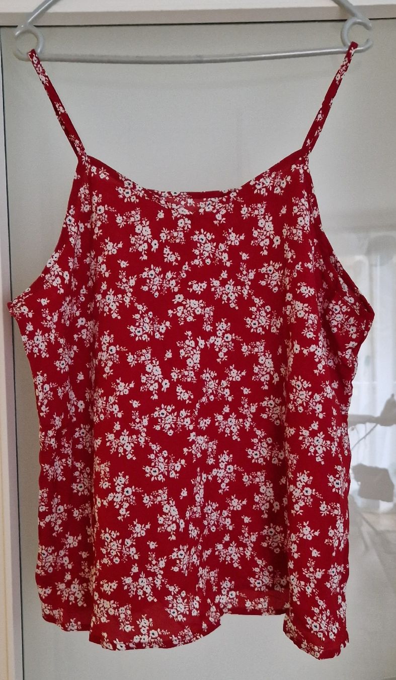 Tops: top Grandeur XL Neuf – Neu (gemäss Beschreibung) aus Couvet von Pioune