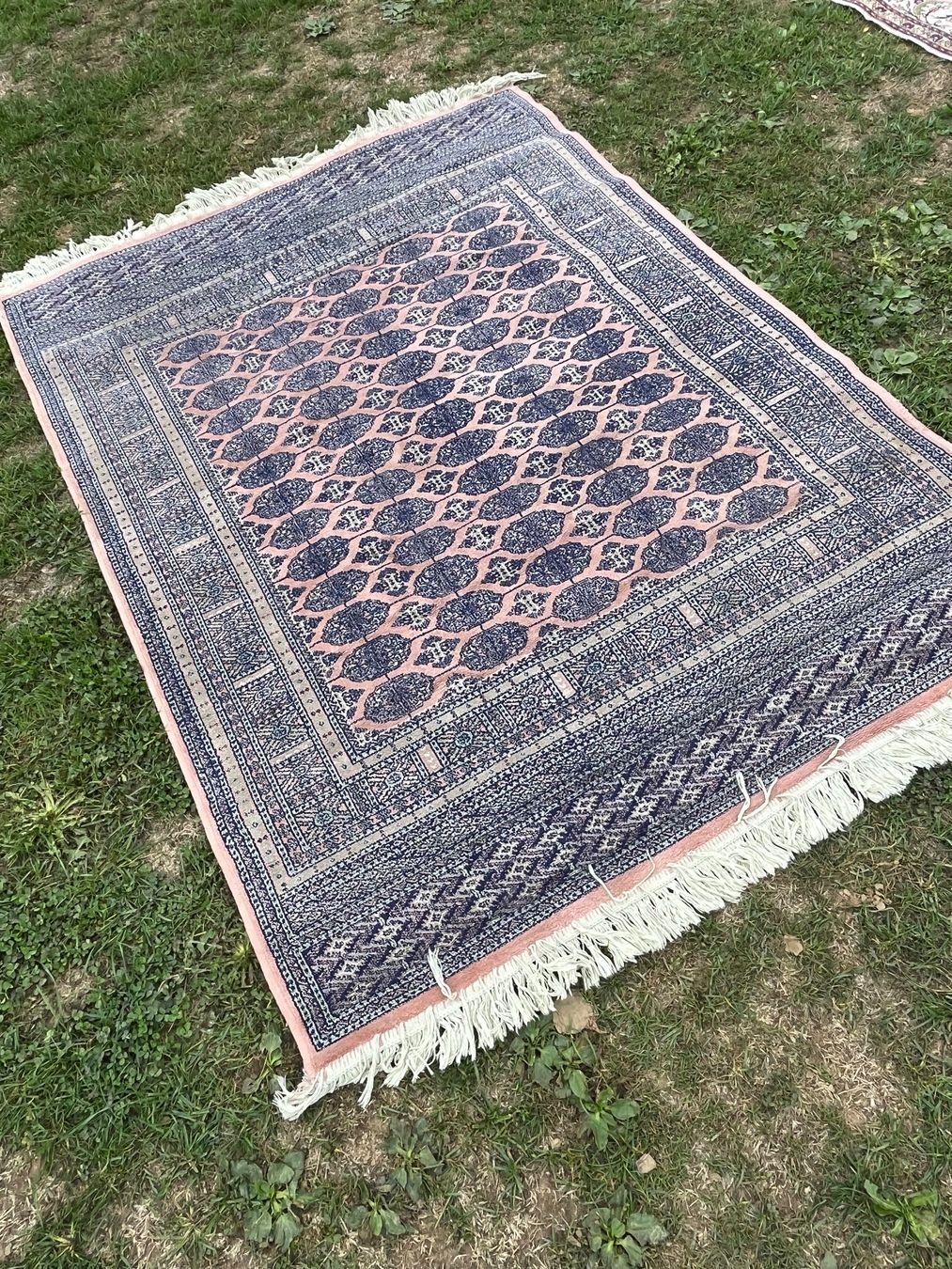 Teppiche: Orient Teppich Handgeknüpft Seide – Gebraucht aus Allmendingen b. BE von juair
