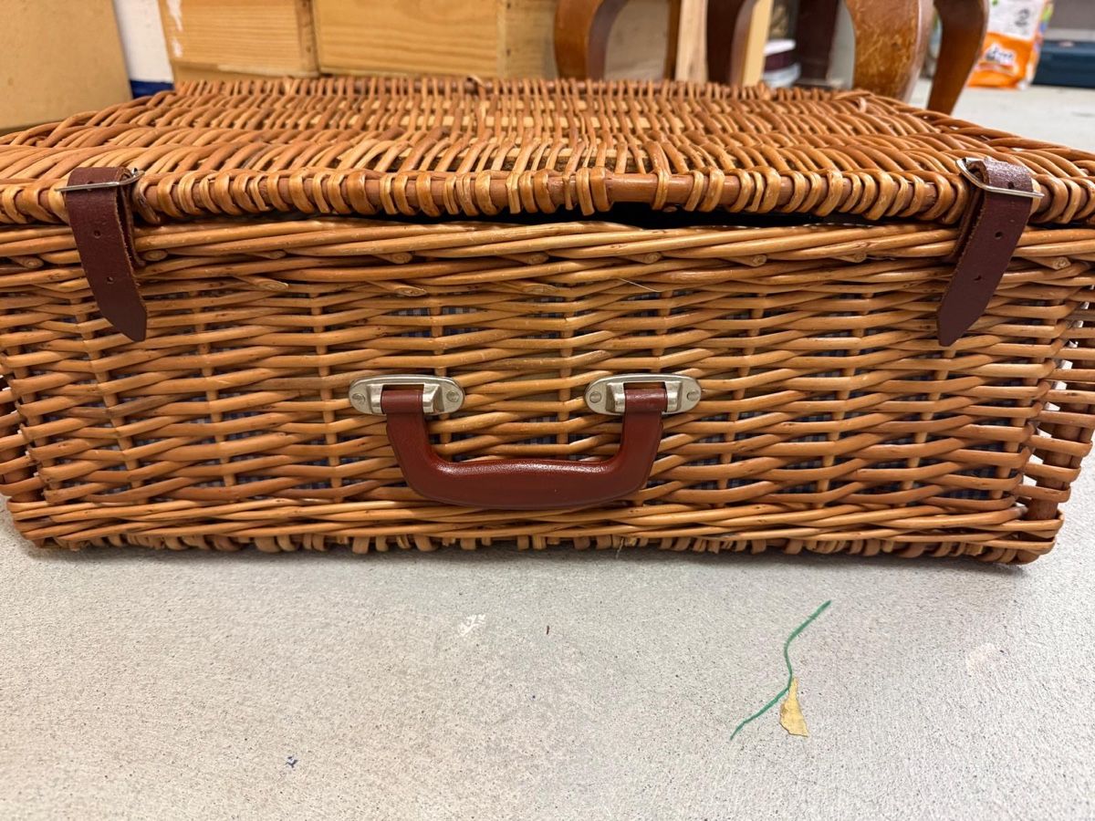 Autres articles pour la maison: Picknick Korb, british – D'occasion à Obfelden par puma59