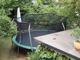 Grosses Gartentrampolin – ca. 8‑jährig