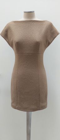 Figur betontes Kleid