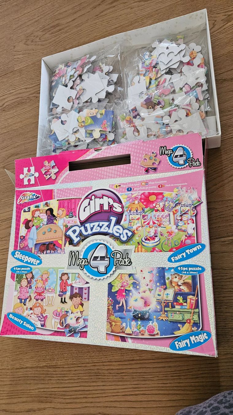 Puzzle: 4 girl's puzzles 45 pezzi – Usato da Melano venduto da H-Sara