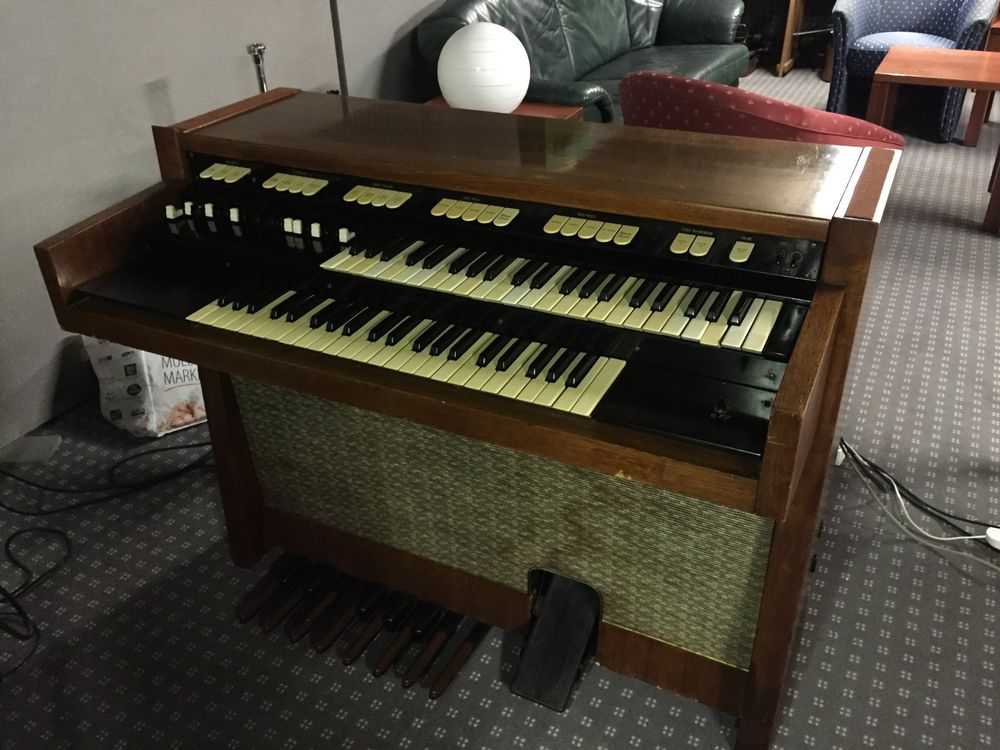 Hammond M102 mit Leslie 760 Kaufen auf Ricardo