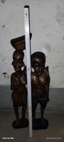 Set aus handgeschnitzten Holzfiguren